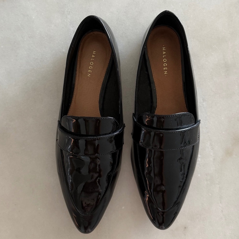 Halogen pointed black loafer flats